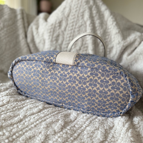 Rare Legacy Vintage Coach Signature Stripe Devon Jacquard Shoulder Bag Blue Cs - Picture 9 of 16